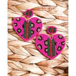 NEW WHITE LABEL women's heart beaded earrings in pink